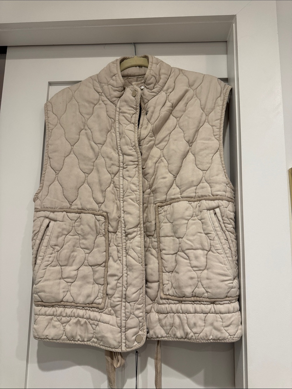 Zara Quilted Sleeveless Vest - Cream/Tan